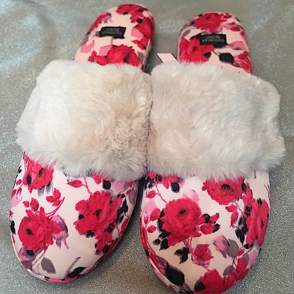 🌹NEW VICTORIA’S SECRET FLORAL SATIN SLIPPERS - Picture 4 of 8
